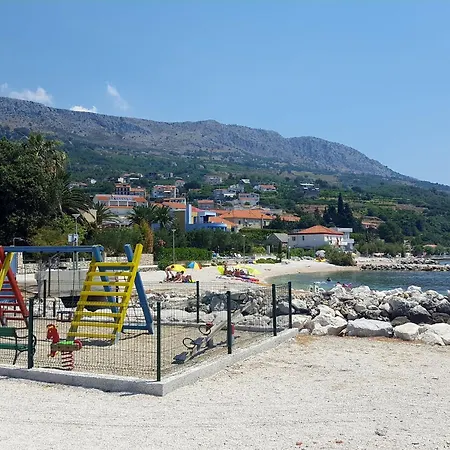 Fabo In Dalmatien By Interhome Podstrana