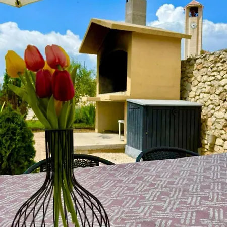 Fabo In Dalmatien By Interhome Appartement Podstrana