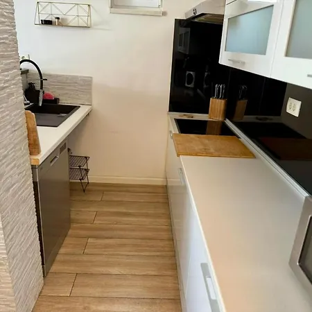 Fabo In Dalmatien By Interhome Appartement Podstrana
